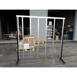 Support Sur Roulettes - New Canariz - Série Champion - Ref 3000 -Oiseaux Fournitures Soldes support sur roulettes new canariz serie champion ref 3000 s3000 new canariz support sur roulettes compatible pour les cages new 1 8